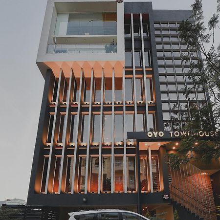 Super Townhouse Spruce Hotels Bellandur Bangalore Eksteriør billede