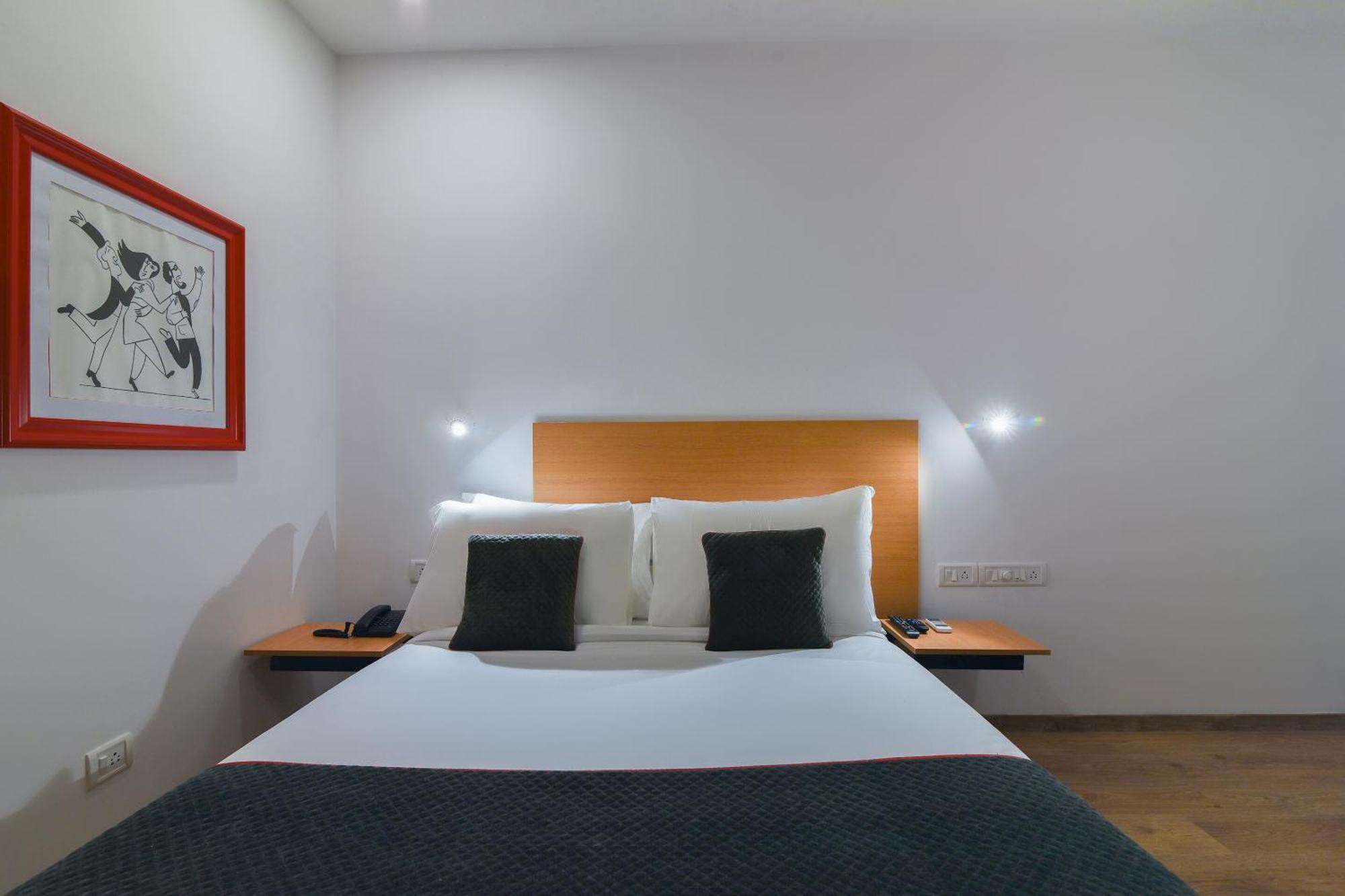 Super Townhouse Spruce Hotels Bellandur Bangalore Eksteriør billede